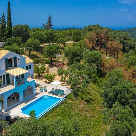 Villa Eleonas Strongyli  Εξωτερικό φωτογραφία