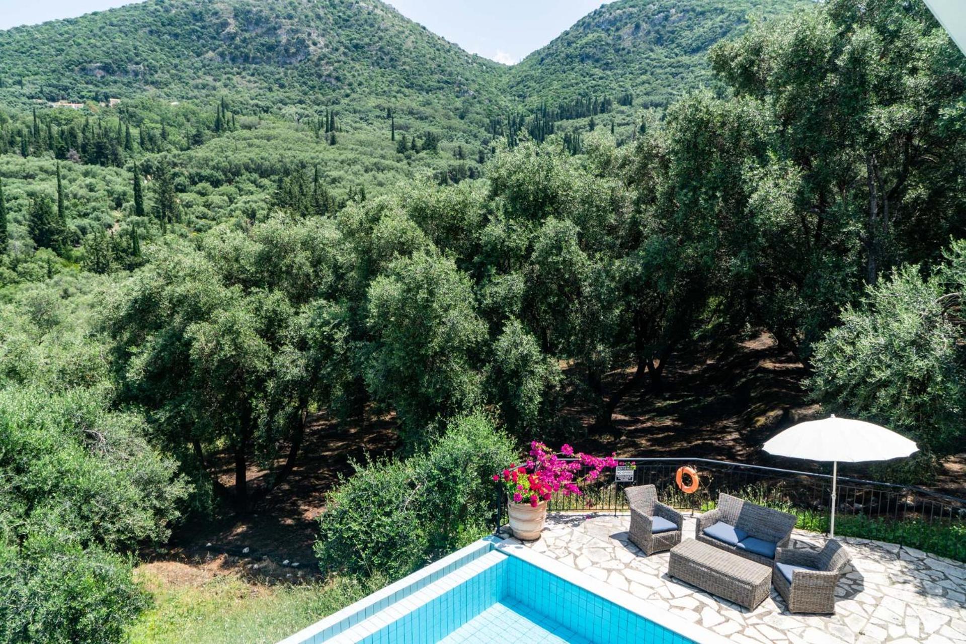 Villa Eleonas Strongyli  Εξωτερικό φωτογραφία