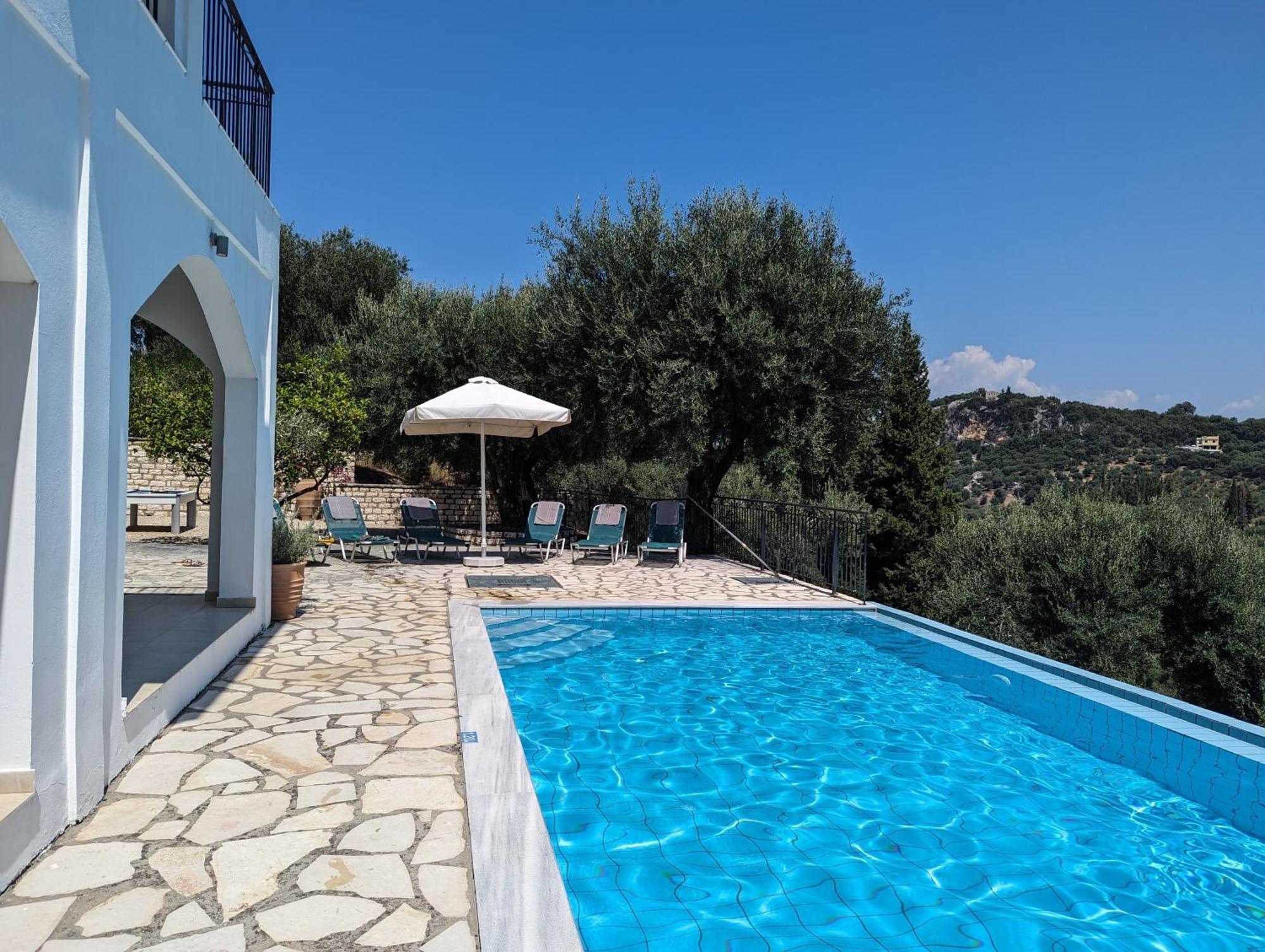 Villa Eleonas Strongyli  Εξωτερικό φωτογραφία